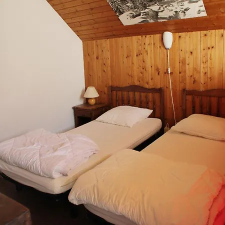 Near Area For 6 People Châtel